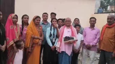 पडरौना: कुशीनगर की बेटियों का कमाल: एक ही स्कूल की दो छात्राएं बनीं जिला टॉपर, इंटरव्यू में बताया सफलता का राज