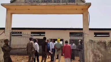 भिंड: ग्राम जम्हौरा में गौशाला, मुक्तिधाम, विद्यालय व प्राचीन तालाब का निरीक्षण किया गया