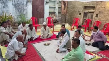 मेहगांव: कैबिनेट मंत्री राकेश शुक्ला ने मेहगांव क्षेत्र के आधा दर्जन गांवों में शोकाकुल परिजनों से शोक संवेदना व्यक्त की