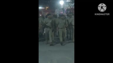 पुरानी आबादी क्षेत्र में एसपी हरिशंकर के नेतृत्व में पुलिस प्रशासन ने निकाला पैदल मार्च