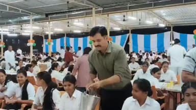 #SitapurPolice ➡️रिक्रूट महिला आरक्षियों द्वारा पूर्ण लगन, कर्तव्यनिष्ठा एवं अनुशासन के साथ अपने व्यावहारिक प्रशिक्षण को...