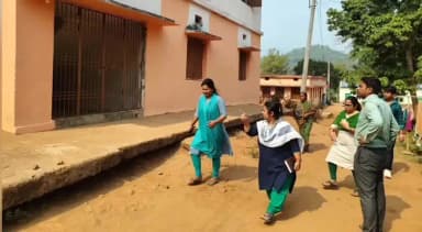 ରାୟଗଡା: ରାମନାଗୁଡ଼ା ବ୍ଲକର ଶୁଣ୍ଢିଧାମୁଣି ଗ୍ରାମ ପଞ୍ଚାୟତ ଗସ୍ତ କରି ଗ୍ରାମପଞ୍ଚାୟତ କାର୍ଯ୍ୟାଳୟ ଓ ଅନ୍ୟାନ୍ୟ କାର୍ଯ୍ୟାଳୟ ପରିଦର୍ଶନ କଲେ ବିଡ଼ିଓ