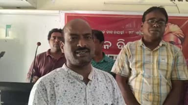 ରାୟଗଡା: ଗୁଡାରି ବିଜ୍ଞାନ ସ୍ନାତକ ମହାବିଦ୍ୟାଳୟରେ ଉତ୍କଳ ଗୌରବ ମଧୁସୂଦନ ଦାସଙ୍କ ଜନ୍ମ ଜୟନ୍ତୀ ପାଳନ ଅବସରରେ ଅଧକ୍ଷଙ୍କ ପ୍ରତିକ୍ରିୟା