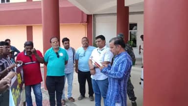 ବୌଦ୍ଧ ସଦର: ଜିଲ୍ଲାପାଳଙ୍କ ଜରିଆରେ ମୁଖ୍ୟମନ୍ତ୍ରୀଙ୍କ ଉଦ୍ଦେଶ୍ୟରେ ଦାବିପତ୍ର ପ୍ରଦାନ କଲା ଜିଲ୍ଲା ସାମ୍ବାଦିକ ସଂଘ