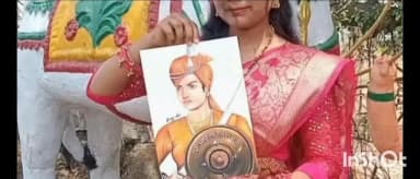 बिछिया: मान्या पेंटिंग के ज़रिए इतिहास को कर रही जीवंत, रानी अवंती बाई की वीरगाथा उकेरी