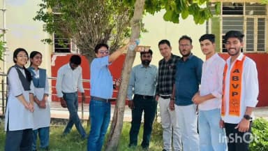 प्रतापगढ़: भीषण गर्मी में पक्षियों के लिए एबीवीपी ने विद्यालयों में बांधे परिंडे, 'पंखों के लिए पानी' अभियान के तहत विद्यार्थियों ने