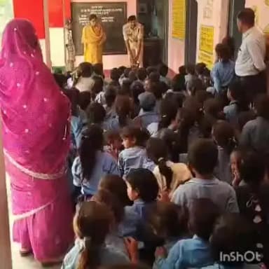 कल्याणपुर: अजना के विद्यालय में अग्निशमन दल ने चलाया जागरूकता अभियान
