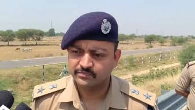 #bandapolice थाना कोतवाली देहात क्षेत्रांतर्गत बुन्देलखंड़ एक्सप्रेस-वे पर डीसीएम व स्कर्पियों की भिडंत हो गई । जिसमें स...