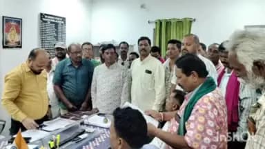 ଜୁଜୁମୁରା: ଜନ ଗଣନା ପ୍ରଶ୍ନାବଳୀରେ ଓବିସି ଯୋଡ଼ିବା ପାଇଁ ଗୃହ ମନ୍ତ୍ରୀ ଅମିତ ଶାହଙ୍କ ଉଦ୍ଦେଶ୍ୟରେ ଯୁଯୁମୁରା ତହସିଲଦାର ଙ୍କୁ ଦାବିପତ୍ର ପ୍ରଦାନ