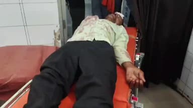 एटा: नगला सेवा में दावत खाकर लौटते समय आरोपियों ने एक व्यक्ति के साथ की जमकर मारपीट, मेडिकल कॉलेज में भर्ती