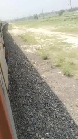 Hayaghat pul udghatan 15 may 2026 ka pahala din pahle train chala Jo pul pe chadhane ke pahle karib 45min se 1hours Tak