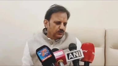 उप मुख्यमंत्री एवं शहडोल जिले के प्रभारी मंत्री श्री राजेंद्र शुक्ल ने अपने काफिले से हटाई फॉलो एवं पायलट सुविधा।
#शहड...