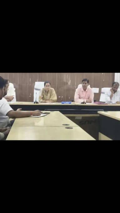 मंडई वीयर परियोजना के सफल क्रियान्वयन को लेकर जिला पदाधिकारी ने दिए आवश्यक निर्देश, 797 रैयतों को 37.66 करोड़ का भुगतान*...