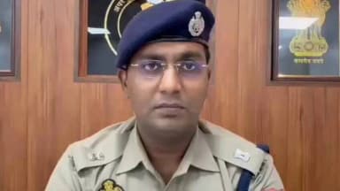 #आजमगढ़: थाना सरायमीर क्षेत्रान्तर्गत ग्राम लेडुआवर में एक शादी समारोह में दो पक्षों में पुरानी रंजिश को लेकर आपस में हु...