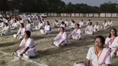फतेहपुर: सदर के वीआईपी रोड स्थित विद्यालय में राष्ट्र सेविका समिति द्वारा आयोजित सात दिवसीय प्रारंभिक वर्ग प्रशिक्षण का हुआ समापन