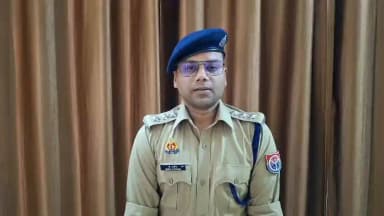 #Ps_दोकटी पुलिस द्वारा अवैध अंग्रेजी शराब की बरामदगी के सम्बन्ध में #CO_बैरिया श्री मो0 फहीम कुरैशी की वीडियो बाइट-👇
#बल...