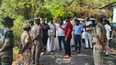 தென்காசி: பழைய குற்றாலம் அருவியில் கட்டணம் ரத்து - மீண்டும் திறப்பு உச்ச சந்தோஷம்!