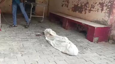 सीतापुर: रामकोट इलाके में मोबाइल के लिए 12 वर्ष की मासूम बच्ची ने किया खौफनाक काम, हुई मौत