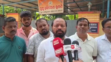 ଭଞ୍ଜନଗର: ହିତାଧୀକାରିଙ୍କ ଆକାଉଣ୍ଟ୍ କୁ ଆସୁନି ଭତ୍ତା ଟଙ୍କା, ଭଞ୍ଜନଗର ଠାରେ ଜିଲ୍ଲାପାଳଙ୍କ ଜନ ଅଭିଯୋଗ ଶୁଣାଣିରେ ଅଭିଯୋଗ