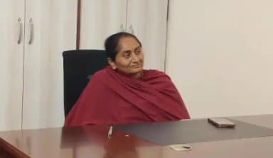 పెనుకొండలో ఆన్లైన్ వ్యభిచారం వార్తలపై ఆందోళన వ్యక్తం చేసిన మంత్రి సవిత
