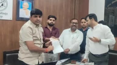 बीसलपुर: तहसील परिसर में जन अधिकार पार्टी के कार्यकर्ताओं ने राष्ट्रपति के नाम ज्ञापन एसडीएम को सौंपा