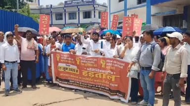 कोडरमा: स्वास्थ्य विभाग के आउटसोर्सिंग कर्मियों की हड़ताल समाप्त, वार्ता के बाद बनी सहमति