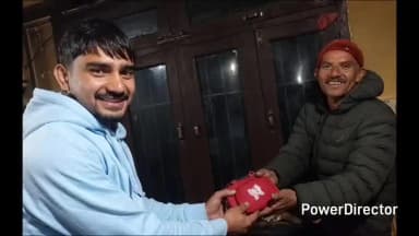नौहरा: चूड़धार में ईमानदारी की मिसाल, 5 लाख के गहनों और पैसों से भरा पर्स लौटाकर सिरमौरी पुजारी ने जीता श्रद्धालुओं का दिल
