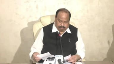 सूक्ष्म, लघु और मध्यम मंत्री श्री चैतन्य कुमार काश्यप द्वारा कैबिनेट बैठक में हुए महत्वपूर्ण निर्णयों की जानकारी
#MPCabinetDecisions