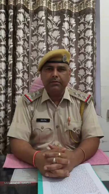 सवाई माधोपुर पुलिस की वाहन चालकों एवं आमजन से अपील!
अब नहीं चलेगा कोई बहाना...
दुपहिया वाहन हेलमेट व चौपाइयां वाहन सीट बेल्ट का प्रयोग कर नियमों की करें पालना।
अगर, अपनों से है प्यार तो यातायात नियमों के पालन पर करें विचार।
@dmsawaimadhopur @IgpBharatpur @PoliceRajasthan https://t.co/lyzG9RJhwu