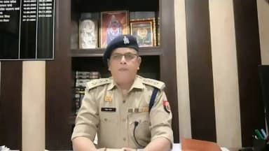 "आज दिनांक 2 जून, थाना अखंडनगर, जनपद सुल्तानपुर में ग्राम सेलूपारा में रहने वाले श्री फूलचंद यादव, जिनकी उम्र करीब 60 वर्ष थी, वो अपने घर में सो रहे थे, अचानक कच्ची दीवार उनके ऊपर गिरनें से उनकी मृत्यु हो जानें के सम्बन्ध में क्षेत्राधिकारी कादीपुर महोदय श्री विनय कुमार की बाइट https://t.co/zBhjxdj58Q