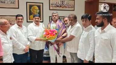 ಹುಬ್ಬಳ್ಳಿ ನಗರ: ಬಿ.ಕೆ.ಹರಿಪ್ರಸಾದ್ ಅವರನ್ನು ಬೆಂಗಳೂರಿನಲ್ಲಿ ಸನ್ಮಾನಿಸಿದ ಧಾರವಾಡ ಜಿಲ್ಲಾ ಗ್ರಾಮೀಣ ಕಾಂಗ್ರೆಸ್ ಸಮಿತಿ ಅಧ್ಯಕ್ಷ ಅನಿಲಕುಮಾರ್ ಪಾಟೀಲ್