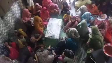 बड़ौत: मौहल्ला पठानकोट बड़ौत में सिलेंडर से लगी आग से बड़ा हादसा, मासूम की मौत और अन्य परिजन भी झुलसे