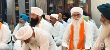 मझोला, प्रिय साथी श्री हरमेल सिंह जी के पिता सरदार श्री अजीत सिंह जी के भोग/अंतिम अरदास में पहुंचकर दिवंगत आत्मा की शांति के लिए प्रार्थना की...वाहेगुरु जी 🙏