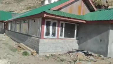पूह: शिपकिला समीप ट्रेड सेंटर का निर्माण जारी, जल्द होगा तैयार, जानकारी दी डीसी किन्नौर डॉ अमित कुमार शर्मा ने