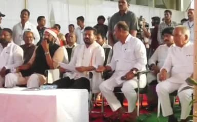 గద్వాల్: గద్వాల్ జిల్లా కేంద్రంలో పర్యటించిన రాష్ట్ర ముఖ్యమంత్రి రేవంత్ రెడ్డి