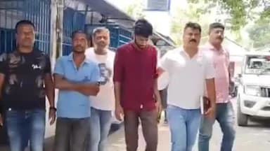 মাটিগাড়া: মদের আসলে বন্ধুকে শ্বাসরোধ করে হত্যা করে নৌকা ঘাটে জঙ্গলে ফেলে দেওয়ার ঘটনা গ্রেপ্তার ২