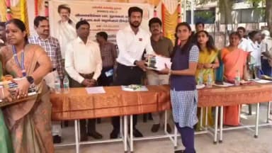 தாம்பரம்: தாம்பரத்தில் பள்ளி சீருடைகள் மற்றும் பாட புத்தகங்களை அமைச்சர் சரத்குமார் வழங்கினார்
