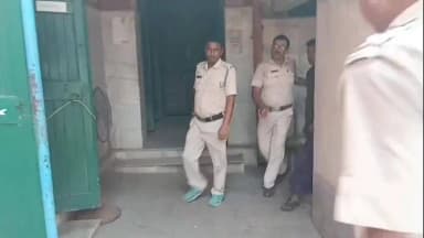 কেতুগ্রাম ২: কেতুগ্রামের বিল্লেশ্বর পঞ্চায়েত প্রধানের বিরুদ্ধে টাকা আত্মসাতের অভিযোগ, পুলিশের জালে লিটন