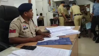 कांकेर: कोतवाली थाना अंतर्गत मोबाइल हैक कर खाते से ₹1 लाख 96 हजार 2 रुपये की ठगी, मामला दर्ज