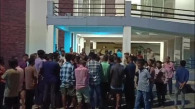 দেৰগাঁও: দেৰগাঁৱৰ দক্ষিণ আঁহতগুৰিৰ পৰা ধোদাং আৰু ৰৌমৰালৈকে চোৰৰ, দক্ষিণ মাজুলী আৰক্ষীৰ থানাত থানা ঘেৰাও প্ৰতিবাদ