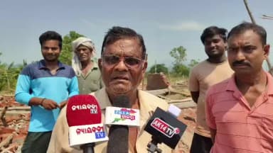 ପାରଳାଖେମୁଣ୍ଡି: ମାଛମରା ଗ୍ରାମରେ କାଳ ବୈଶାଖୀ ପ୍ରଭାବରେ ନଷ୍ଟ ହୋଇଥିବା ମିଲ୍ ମାଲିକଙ୍କ ନିବେଦନ