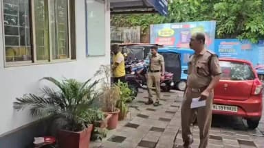 കണ്ണൂർ: ചക്കരക്കൽ കാവിൻമൂലയിൽ വൻ കഞ്ചാവ് ശേഖരവുമായി ബിഹാർ സ്വദേശി പിടിയിൽ