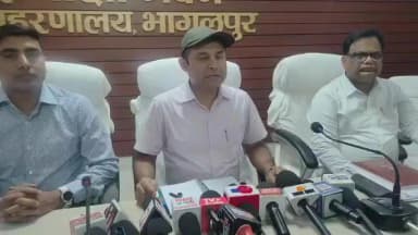 जगदीशपुर: 7 जून से विक्रमशिला सेतु पर फिर शुरू होगा आवागमन प्रेस वार्ता के दौरान जिलाधिकारी ने दी जानकारी