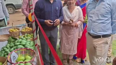 जामताड़ा: डीसी ने समाहरणालय में किया आम बिक्री केंद्र का उद्घाटन