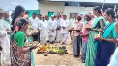 ಶಿರಹಟ್ಟಿ: ಹುಲ್ಲೂರು ಗ್ರಾಮದಲ್ಲಿ ನೂತನ ಬೀರಲಿಂಗೇಶ್ವರ ದೇವಸ್ಥಾನದ ಕಟ್ಟಡ ಕಾಮಗಾರಿಗೆ ಮಾಜಿ ಶಾಸಕ ರಾಮಣ್ಣ ಲಮಾಣಿ ಭೂಮಿ ಪೂಜೆ