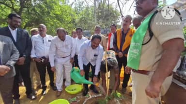 ఖమ్మం అర్బన్: ఖమ్మం లో ప్రతి ఒక్కరూ మొక్కలు నాటి సంరక్షించాలి : జిల్లా ప్రధాన న్యాయమూర్తి పిలుపు