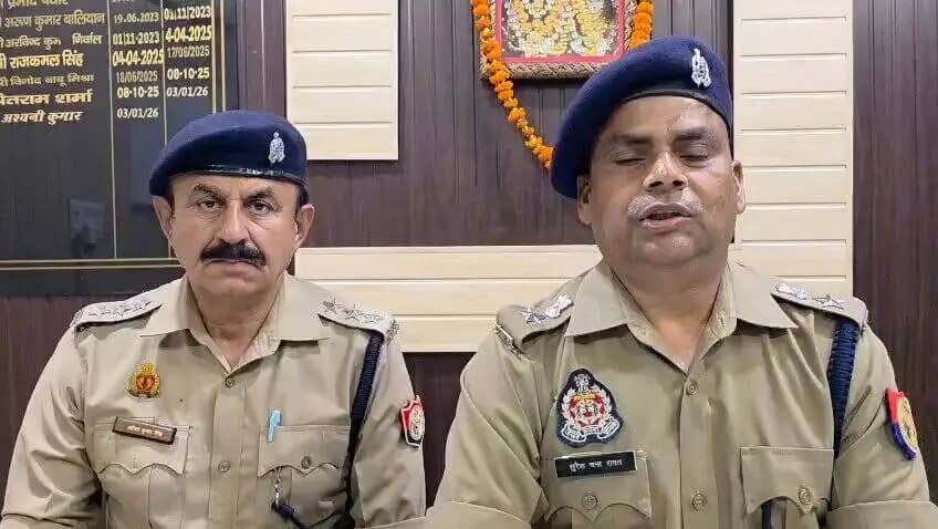 थाना बरसाना पुलिस द्वारा खनन के विरुद्ध की गयी कार्यवाही के सम्बन्ध में #SPRA_MTA द्वारा दी गई बाइट:-
@Uppolice
@adgzoneagra
@digrangeagra