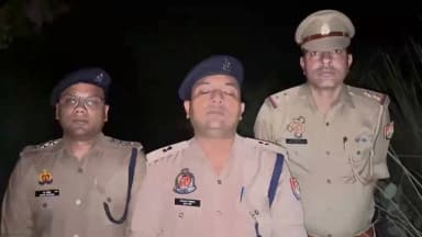 #PS_दोकटी जनपद #बलिया पुलिस की संयुक्त टीम द्वारा रु 25,000/- का इनामिया जानलेवा हमले से संबंधित 01 नफर वांछित अभियुक्त को पुलिस मुठभेड़ में किया गया गिरफ्तार, इस संबंध में #ASP(S) बलिया श्री संजय वर्मा की वीडियो बाइट👇 #Ballia #UPPolice https://t.co/VU8dMEswoL