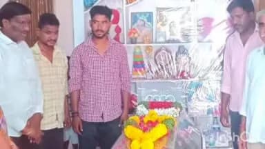 పరిగి: పరిగి పట్టణంలో బాధిత కుటుంబ సభ్యులను పరామర్శించిన మాజీ ఎమ్మెల్యే కొప్పుల మహేష్ రెడ్డి