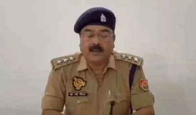 #Etawahpolice
#Goodwork
थाना सैफई क्षेत्रान्तर्गत 04 अभियुक्तों की गिरफ्तारी के सम्बन्ध में क्षेत्राधिकारी सैफई इटावा द्वारा दी गयी बाइट । https://t.co/p4LWWikXpc